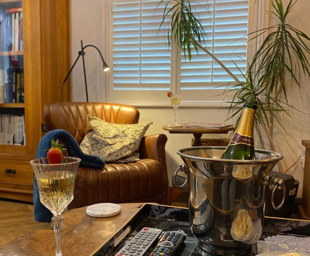 Ourhaus Apartment Beverley Bagian luar foto