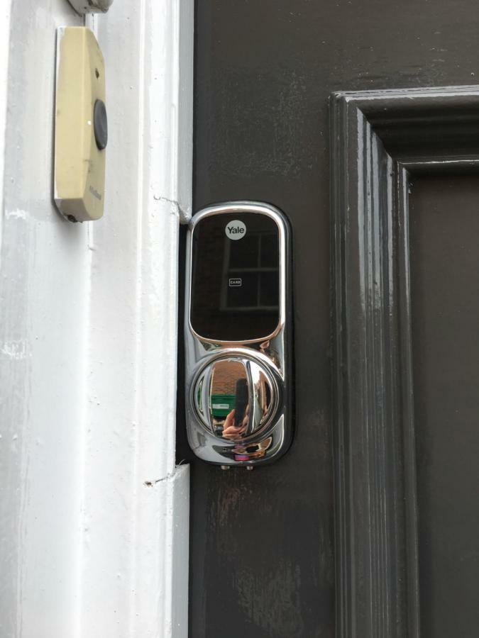 Ourhaus Apartment Beverley Bagian luar foto